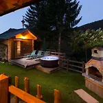 In St Martin With Sauna & Mountain Views *