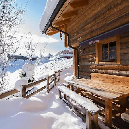 In St Martin With Sauna & Mountain Views