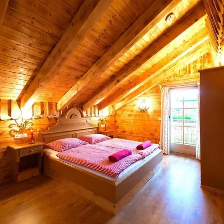 Dağ evi In St Martin With Sauna & Mountain Views Sankt Martin am Tennengebirge