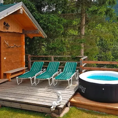 In St Martin With Sauna & Mountain Views Sankt Martin am Tennengebirge