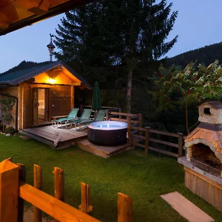 In St Martin With Sauna & Mountain Views *