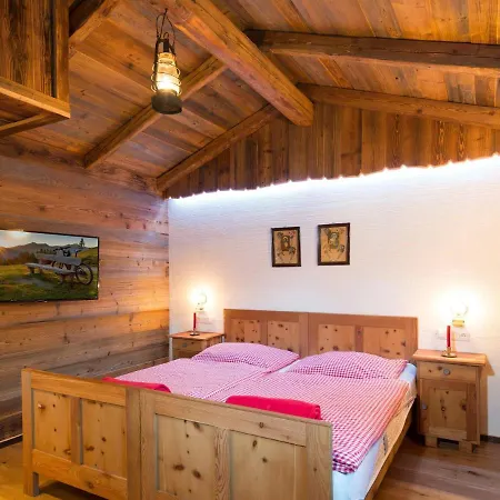 In St Martin With Sauna & Mountain Views Chalet *