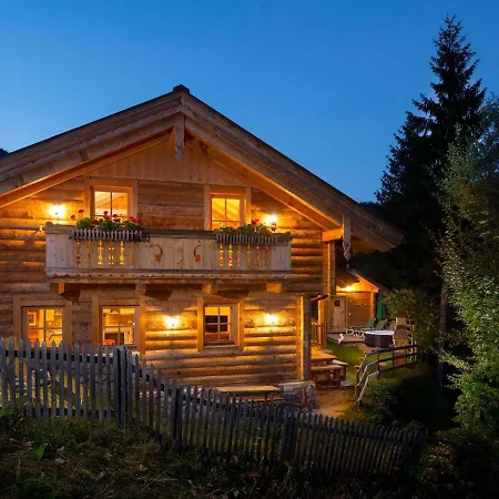 In St Martin With Sauna & Mountain Views Sankt Martin am Tennengebirge