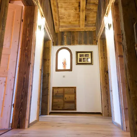 In St Martin With Sauna & Mountain Views * Sankt Martin am Tennengebirge