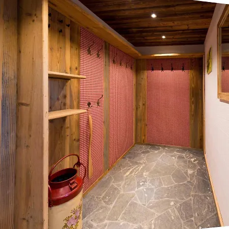 In St Martin With Sauna & Mountain Views Sankt Martin am Tennengebirge