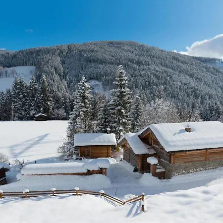 In St Martin With Sauna & Mountain Views *