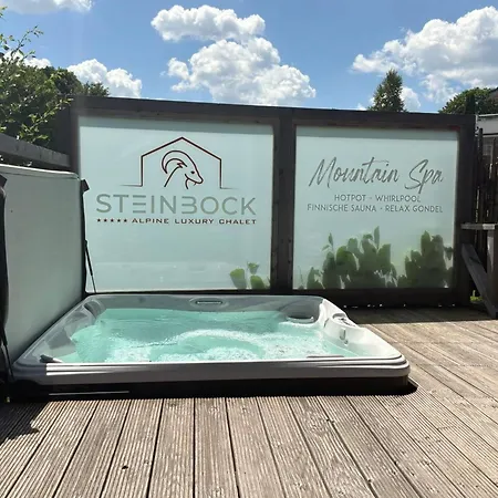 In St Martin With Sauna & Mountain Views *